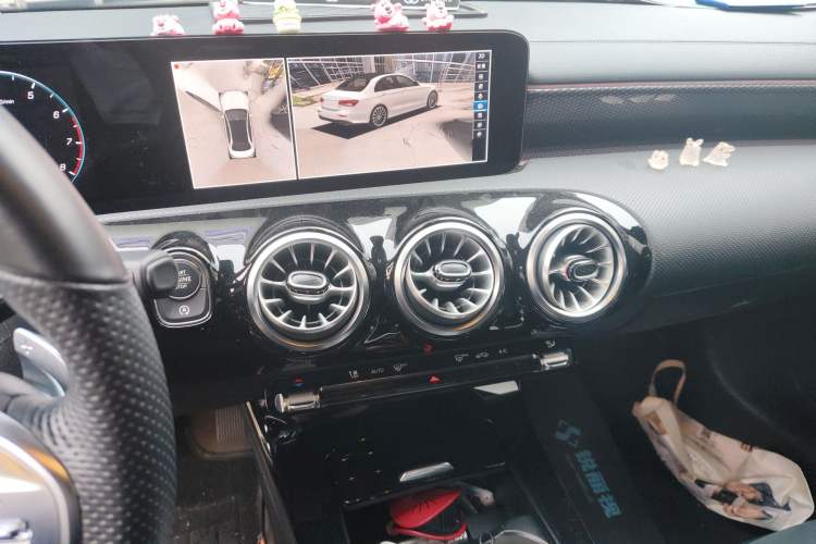 Used Mercedes-Benz A-Class 2022 Revised Version A 200 L Sport Sedan Fashionable Style Audio And AC Panel