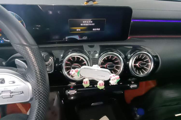 Used Mercedes-Benz A-Class 2022 Restyled A 200 L Sport Sedan Fashion Version Audio And AC Panel