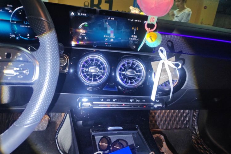 Used Mercedes-Benz A-Class 2022 Revised Version A 200 L Sport Sedan Fashionable Style Audio And AC Panel