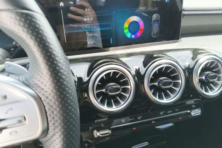 Used Mercedes-Benz A-Class 2022 Restyled A 200 L Sport Sedan Fashion Version Audio And AC Panel