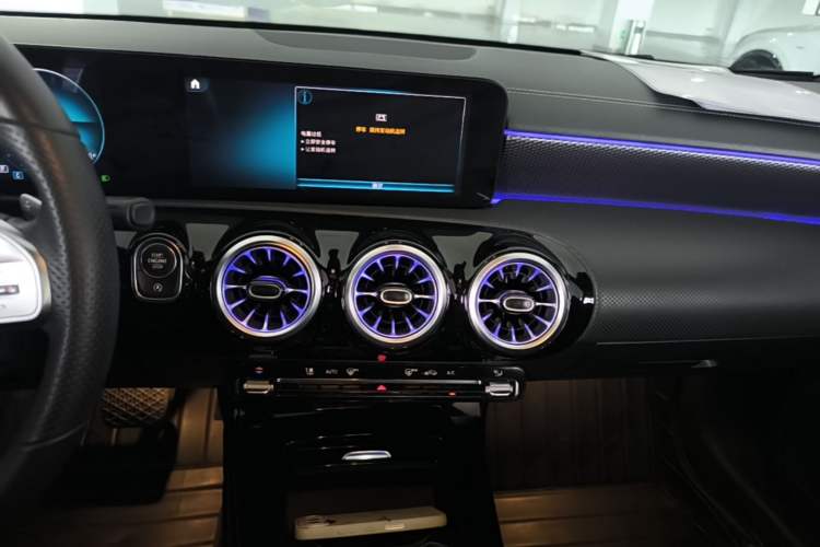 Used Mercedes-Benz A-Class 2022 Restyled A 200 L Sport Sedan Fashion Version Audio And AC Panel