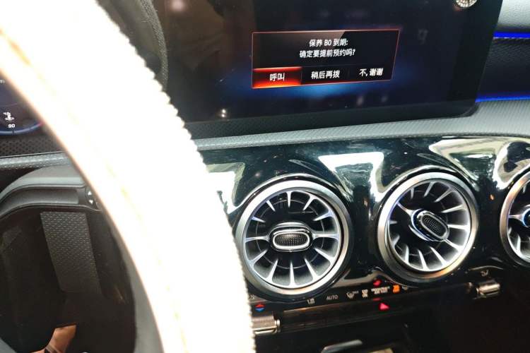 Used Mercedes-Benz A-Class 2022 Revised Version A 200 L Sport Sedan Fashionable Style Audio And AC Panel