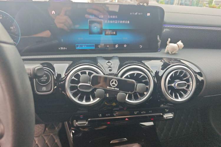 Used Mercedes-Benz A-Class 2022 Restyled A 200 L Sport Sedan Fashion Version Audio And AC Panel