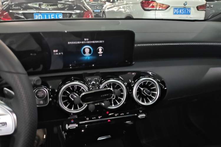 Used Mercedes-Benz A-Class 2022 Restyled A 200 L Sport Sedan Fashion Version Audio And AC Panel