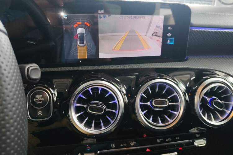 Used Mercedes-Benz A-Class 2022 Revised Version A 200 L Sport Sedan Fashionable Style Audio And AC Panel