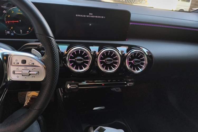 Used Mercedes-Benz A-Class 2022 A 200 L Sport Sedan Fashion Model Audio And AC Panel