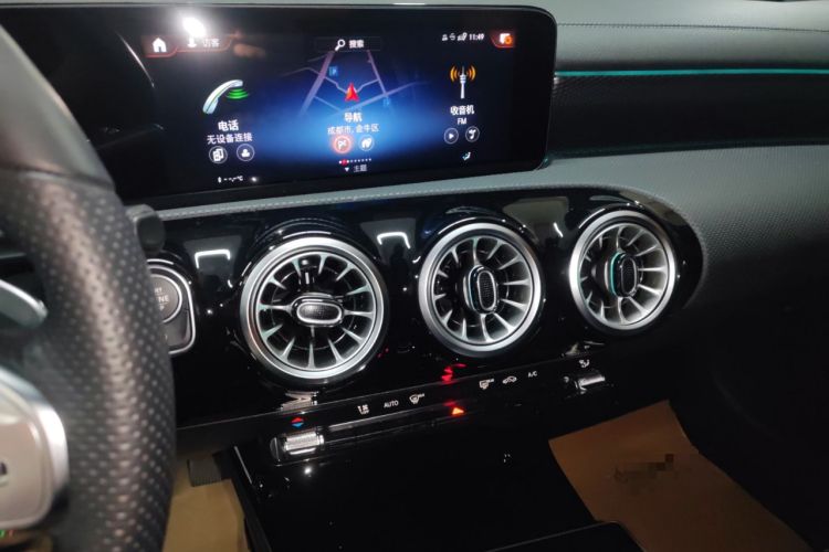 Used Mercedes-Benz A-Class 2022 Revised Version A 200 L Sport Sedan Fashionable Style Audio And AC Panel