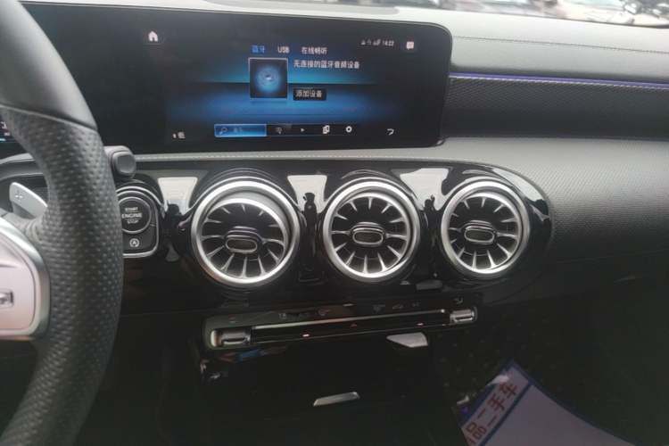 Used Mercedes-Benz A-Class 2022 Revised Version A 200 L Sport Sedan Fashionable Style Audio And AC Panel