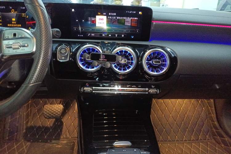 Used Mercedes-Benz A-Class 2022 Restyled A 200 L Sport Sedan Fashion Version Audio And AC Panel