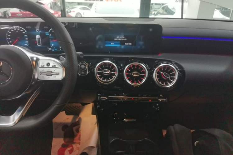 Used Mercedes-Benz A-Class 2022 A 200 L Sport Sedan Fashion Model Audio And AC Panel