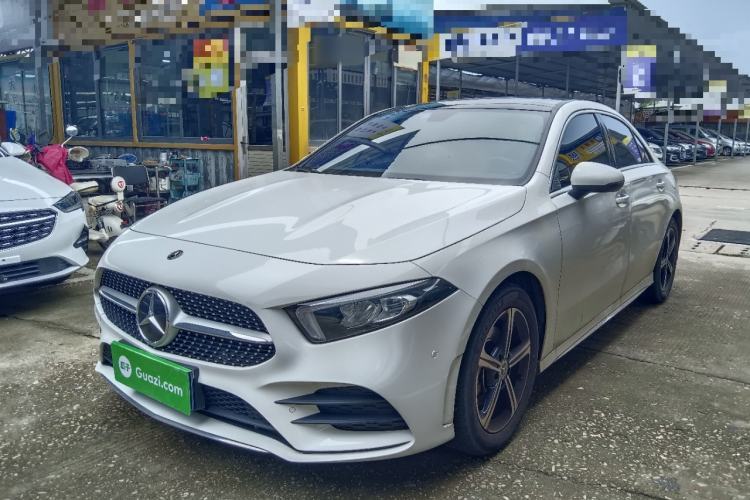 Used Mercedes-Benz A-Class 2022 Revised Version A 200 L Sport Sedan Fashionable Style Guazi used car, China used car export, Used car for sale, Used cars, Cheapest cars for sale