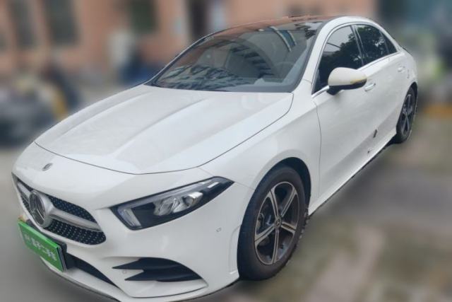 Used Mercedes-Benz A-Class 2022 Revised Version A 200 L Sport Sedan Fashionable Style