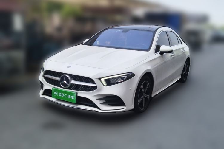 Used Mercedes-Benz A-Class 2022 Revised Version A 200 L Sport Sedan Fashionable Style Guazi used car, China used car export, Used car for sale, Used  cars, Cheapest cars for sale
