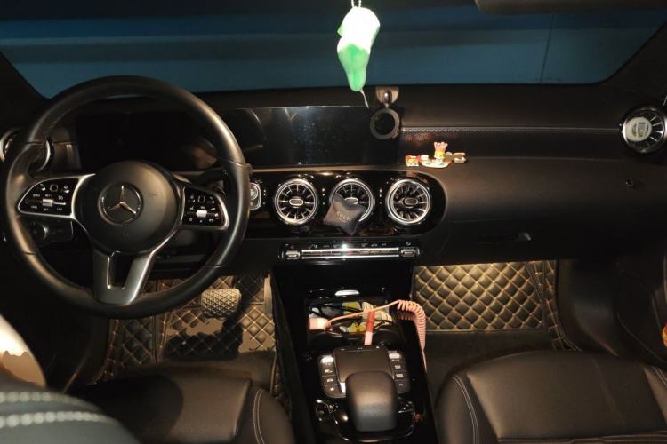 Used Mercedes-Benz A-Class 2022 A 200 Fashion Model Center Console