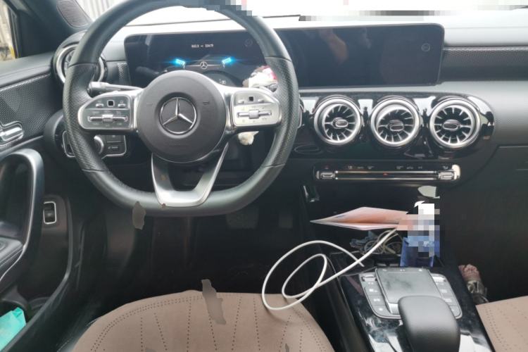 Used Mercedes-Benz A-Class 2022 A 200 L Sport Sedan Fashion Model Center Console