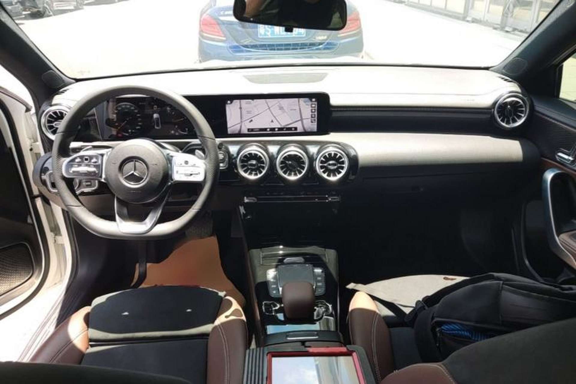 Used Mercedes-Benz A-Class 2022 Revised Version A 200 L Sport Sedan Fashionable Style Center Console