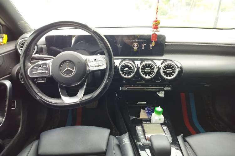 Used Mercedes-Benz A-Class 2022 Restyled A 200 L Sport Sedan Fashion Version Center Console