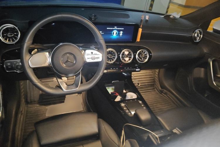 Used Mercedes-Benz A-Class 2022 A 200 L Sport Sedan Dynamic Model Center Console