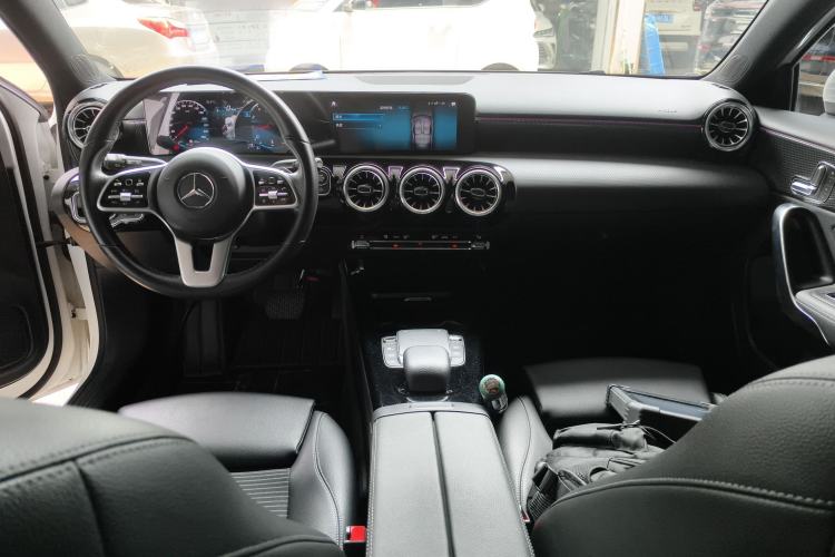 Used Mercedes-Benz A-Class 2022 A 200 Fashion Model Center Console