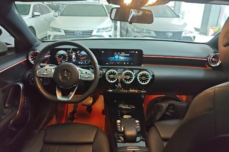 Used Mercedes-Benz A-Class 2022 Restyled A 200 L Sport Sedan Fashion Version Center Console