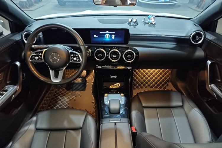 Used Mercedes-Benz A-Class 2022 A 200 L Sport Sedan Dynamic Model Center Console