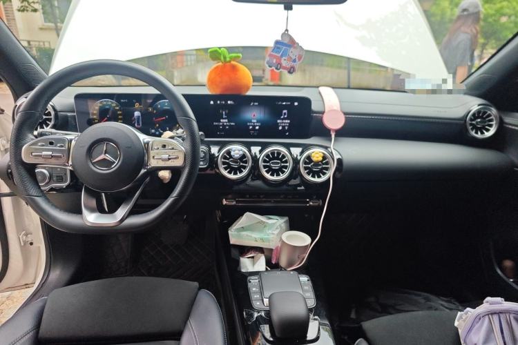 Used Mercedes-Benz A-Class 2022 Restyled A 200 L Sport Sedan Fashion Version Center Console