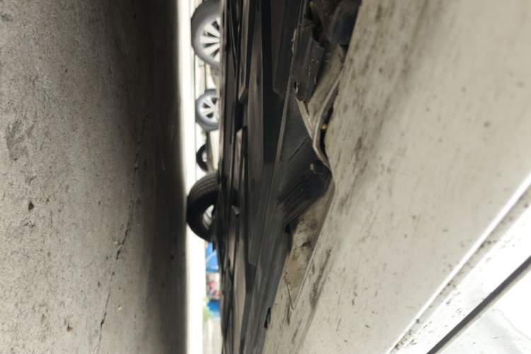 Used Mercedes-Benz A-Class 2022 Second Facelift A 200 L Sport Sedan Fashion Version Chassis Front Left