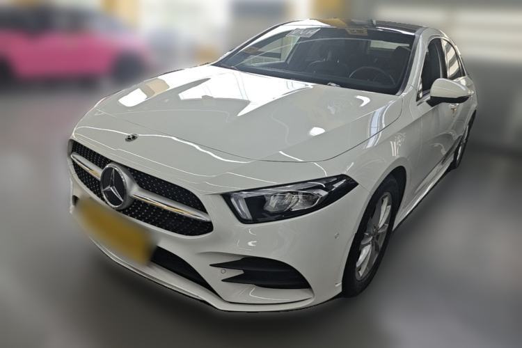 Used Mercedes-Benz A-Class 2022 A 200 L Sport Sedan Dynamic Model Guazi used car, China used car export, Used car for sale, Used cars, Cheapest cars for sale