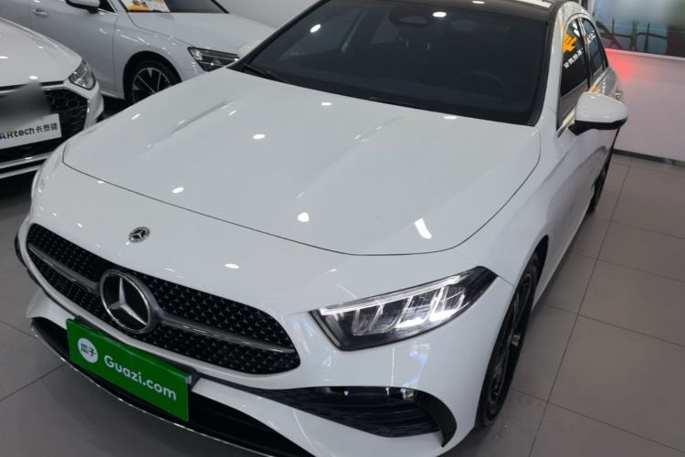 Used Mercedes-Benz A-Class 2022 Revised Version A 200 L Sport Sedan Fashionable Style Guazi used car, China used car export, Used car for sale, Used Mercedes-Benz cars, Cheapest cars for sale