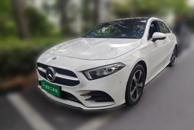 Used Mercedes-Benz A-Class 2022 Second Facelift A 200 L Sport Sedan Fashion Version
