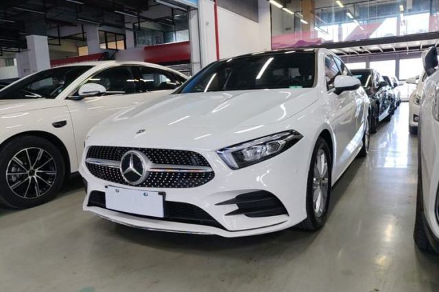 Używany Mercedes-Benz A-Class 2022 Restyled A 200 L Sport Sedan Dynamic Version