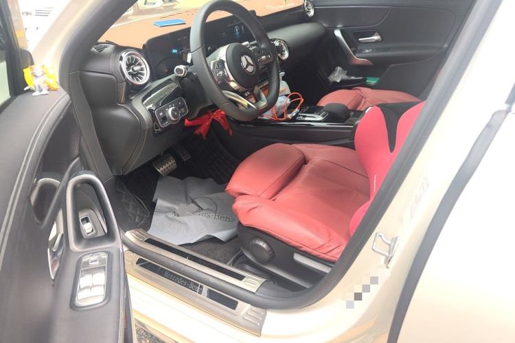 Used Mercedes-Benz A-Class 2022 Restyled A 200 L Sport Sedan Fashion Version Driver Seat
