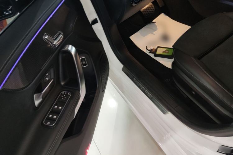 Used Mercedes-Benz A-Class 2022 Revised Version A 200 L Sport Sedan Fashionable Style Driver Seat