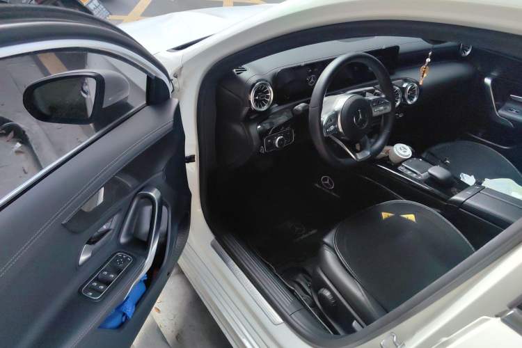 Used Mercedes-Benz A-Class 2022 Restyled A 200 L Sport Sedan Fashion Version Driver Seat