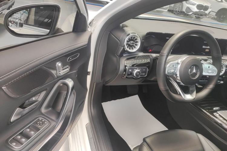 Used Mercedes-Benz A-Class 2022 Restyled A 200 L Sport Sedan Fashion Version Driver Seat