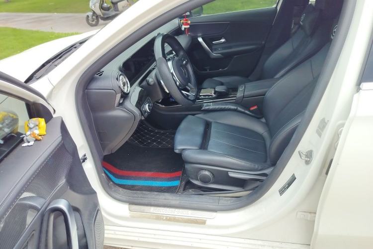 Used Mercedes-Benz A-Class 2022 Restyled A 200 L Sport Sedan Fashion Version Driver Seat