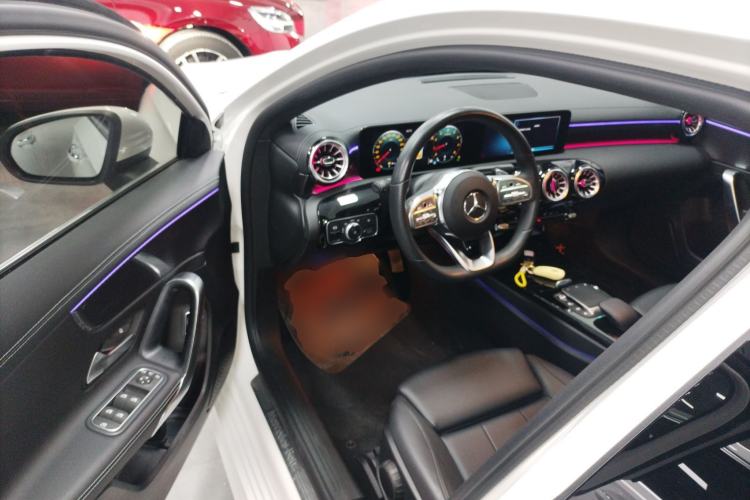 Used Mercedes-Benz A-Class 2022 Restyled A 200 L Sport Sedan Fashion Version Driver Seat