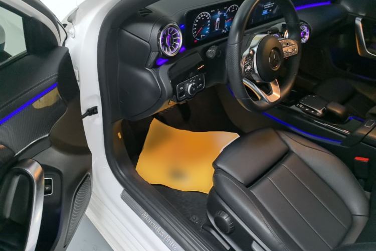 Used Mercedes-Benz A-Class 2022 Restyled A 200 L Sport Sedan Fashion Version Driver Seat