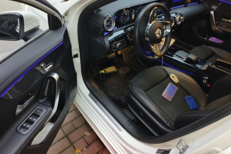 Used Mercedes-Benz A-Class 2022 Revised Version A 200 L Sport Sedan Fashionable Style Driver Seat