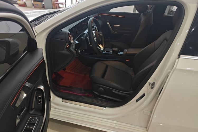 Used Mercedes-Benz A-Class 2022 Restyled A 200 L Sport Sedan Fashion Version Driver Seat
