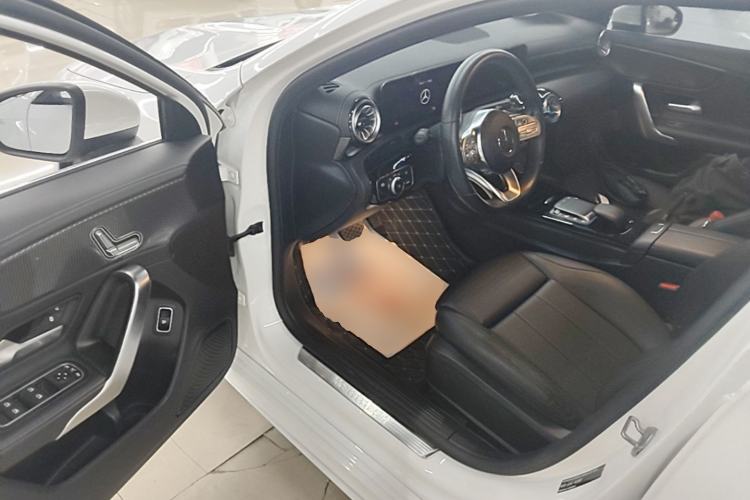 Used Mercedes-Benz A-Class 2022 Restyled A 200 L Sport Sedan Fashion Version Driver Seat