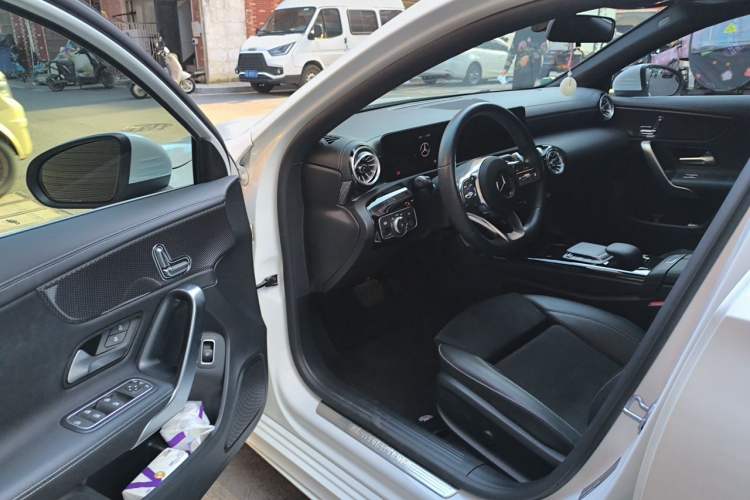 Used Mercedes-Benz A-Class 2022 A 200 L Sport Sedan Fashion Model Driver Seat
