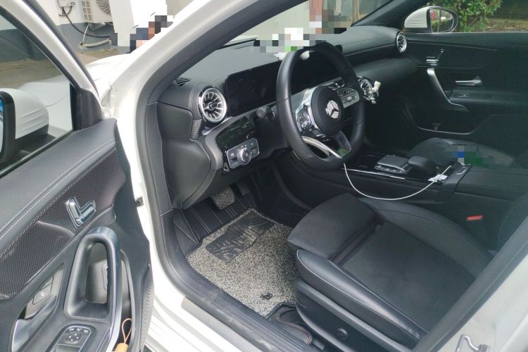 Used Mercedes-Benz A-Class 2022 Revised Version A 200 L Sport Sedan Fashionable Style Driver Seat