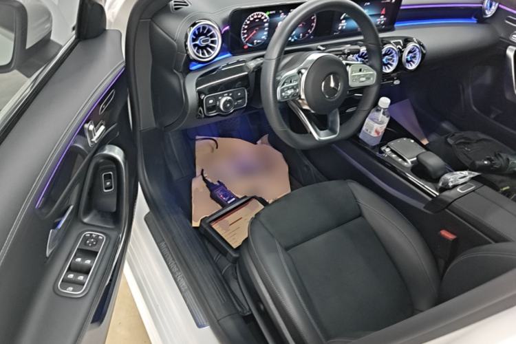 Used Mercedes-Benz A-Class 2022 Revised Version A 200 L Sport Sedan Fashionable Style Driver Seat