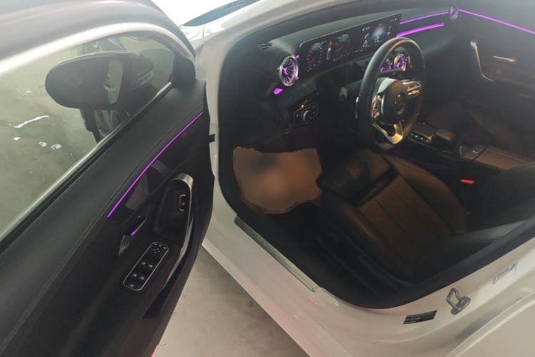 Used Mercedes-Benz A-Class 2022 Restyled A 200 L Sport Sedan Fashion Version Driver Seat