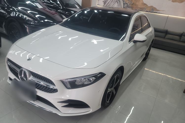 Used Mercedes-Benz A-Class 2022 Revised Version A 200 L Sport Sedan Fashionable Style Guazi used car, China used car export, Used car for sale, Used  cars, Cheapest cars for sale