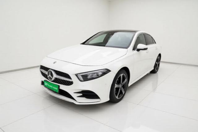 Ojetý Mercedes-Benz A-Class 2022 Revised Version A 200 L Sport Sedan Fashionable Style