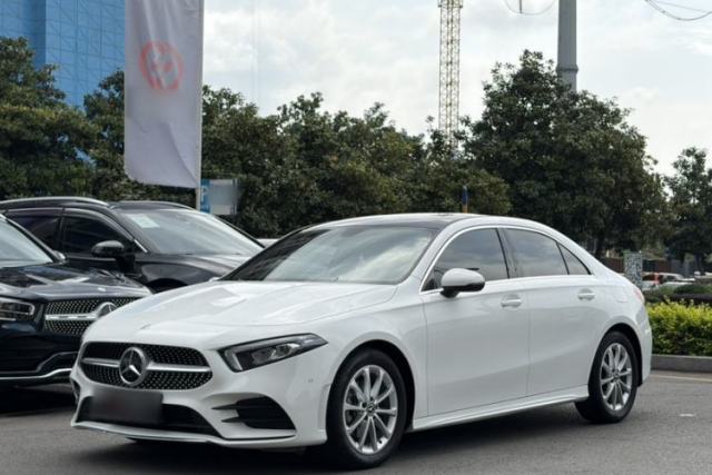 Used Mercedes-Benz A-Class 2022 Restyled A 200 L Sport Sedan Fashion Version