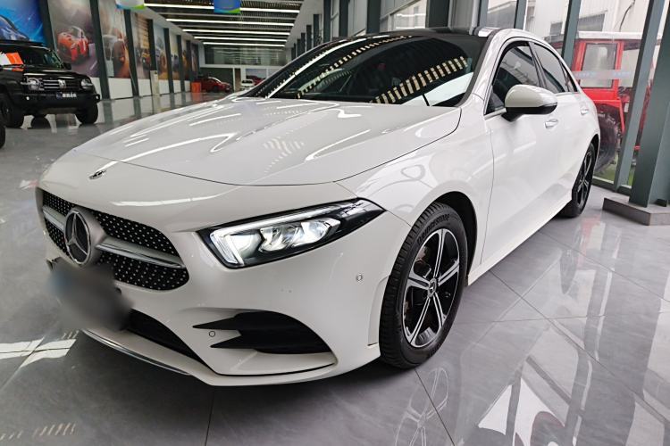 Used Mercedes-Benz A-Class 2022 Revised Version A 200 L Sport Sedan Fashionable Style Guazi used car, China used car export, Used car for sale, Used  cars, Cheapest cars for sale