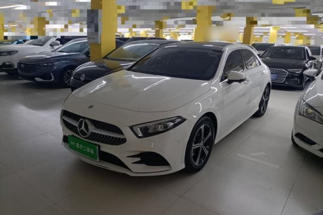 Used Mercedes-Benz A-Class 2022 Revised Version A 200 L Sport Sedan Fashionable Style